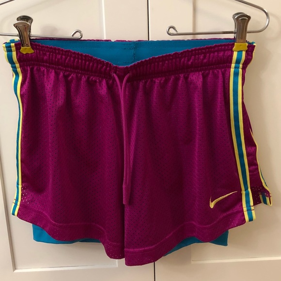 womens nike running shorts with compression liner